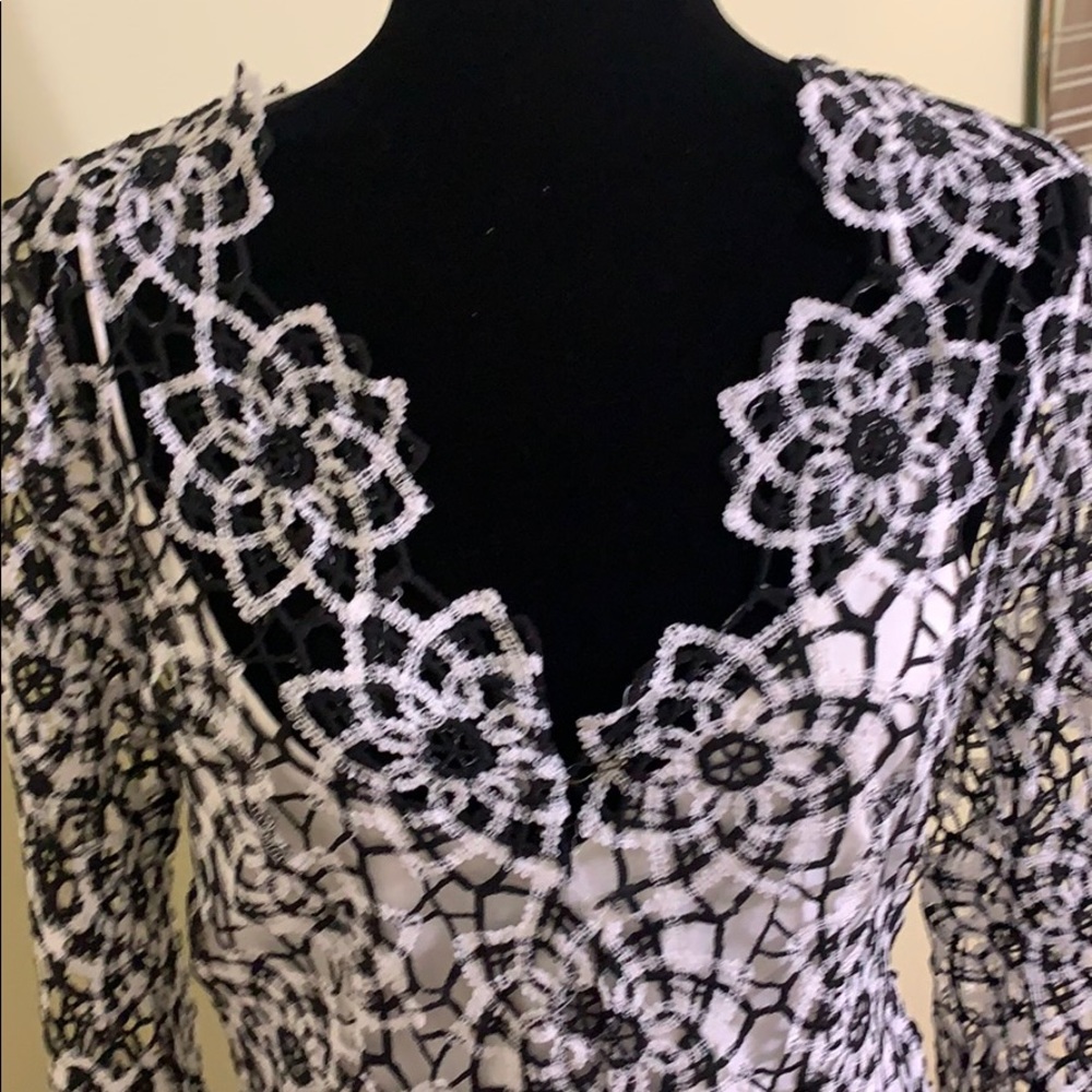 Dress - Picture 2 of 4